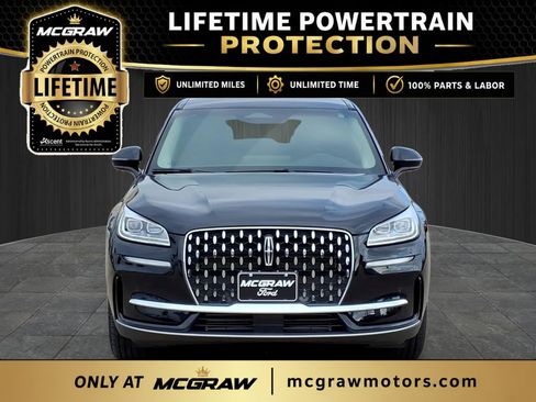 Used 2025 Lincoln Corsair Reserve AWD/4WD image 2