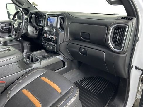 Used 2022 GMC Sierra 3500 AT4 image 10