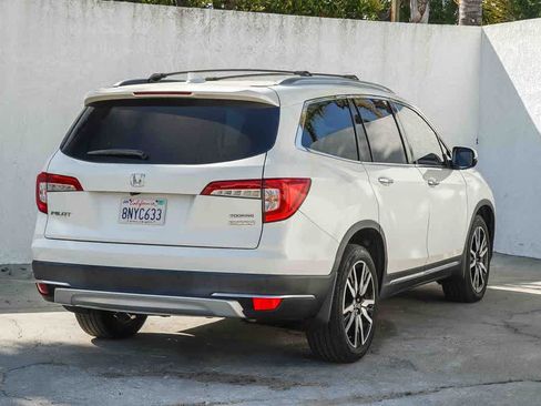 Used 2019 Honda Pilot Touring image 4