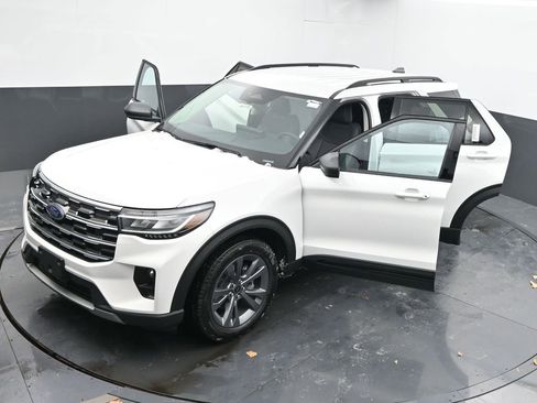 New 2026 Ford Explorer Active w/ Active Comfort Package image 60