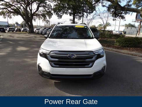 Used 2025 Subaru Forester Premium w/ Convenience Package #1 image 3