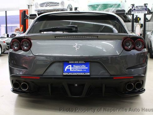 Used 2017 Ferrari GTC4Lusso AWD image 7