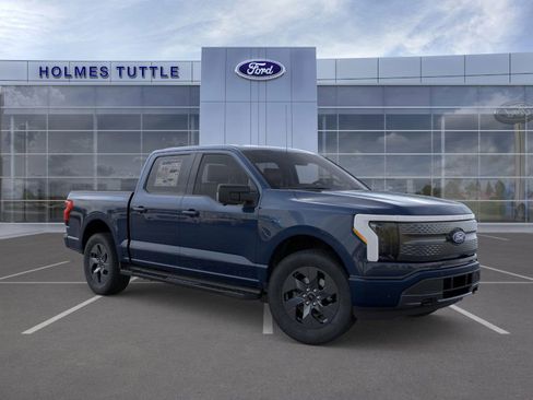 New 2025 Ford F150 Lightning Flash image 7