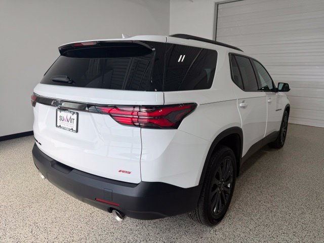 Used 2023 Chevrolet Traverse RS AWD/4WD image 3