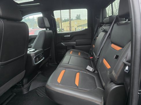 Used 2020 GMC Sierra 1500 AT4 w/ AT4 Premium Package image 18