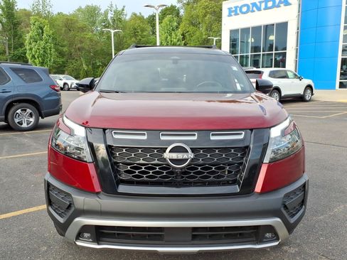 Used 2023 Nissan Pathfinder Rock Creek AWD/4WD image 2