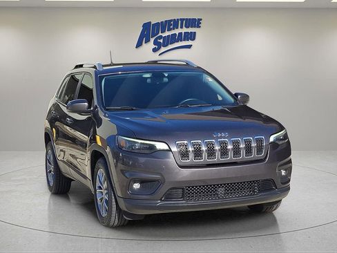 Used 2019 Jeep Cherokee Latitude Plus image 1