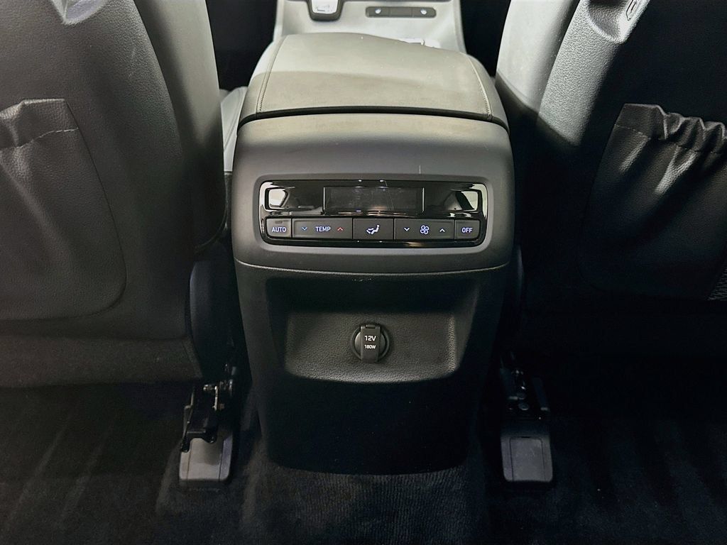 Used 2025 Hyundai Palisade SEL AWD/4WD image 25