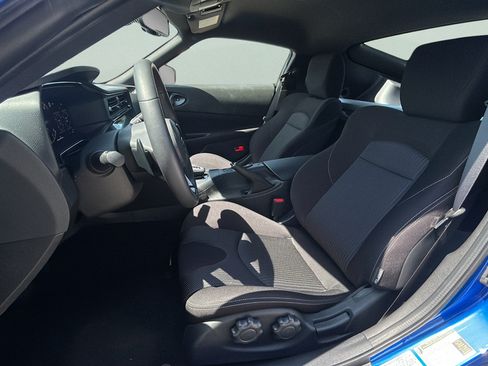 Used 2025 Nissan Z Sport w/ Floor Mat Package RWD image 20