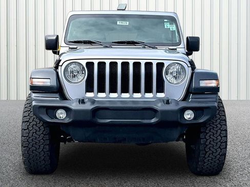 Used 2018 Jeep Wrangler Unlimited Sport S AWD/4WD image 21