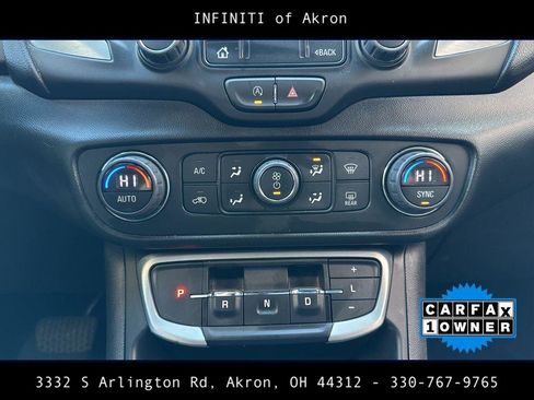 Used 2022 GMC Terrain SLT w/ LPO, Floor Liner Package image 54