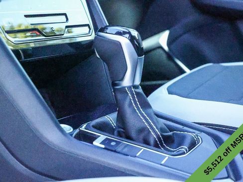 New 2025 Volkswagen Taos SE image 39