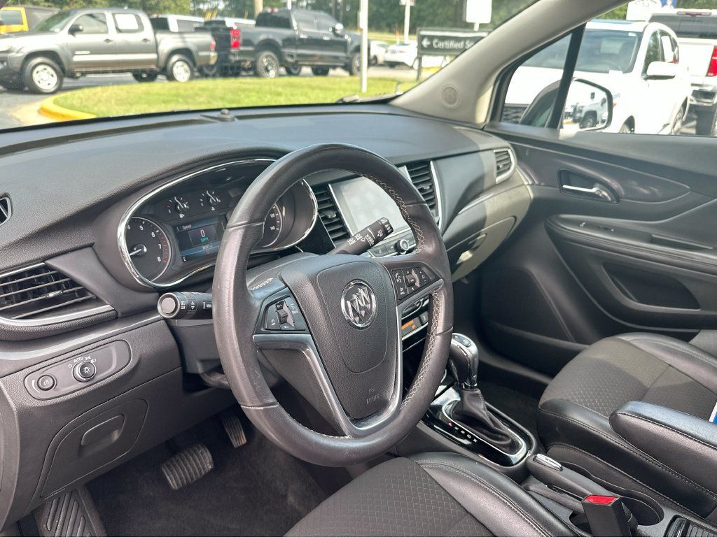 Used 2021 Buick Encore Preferred FWD image 10