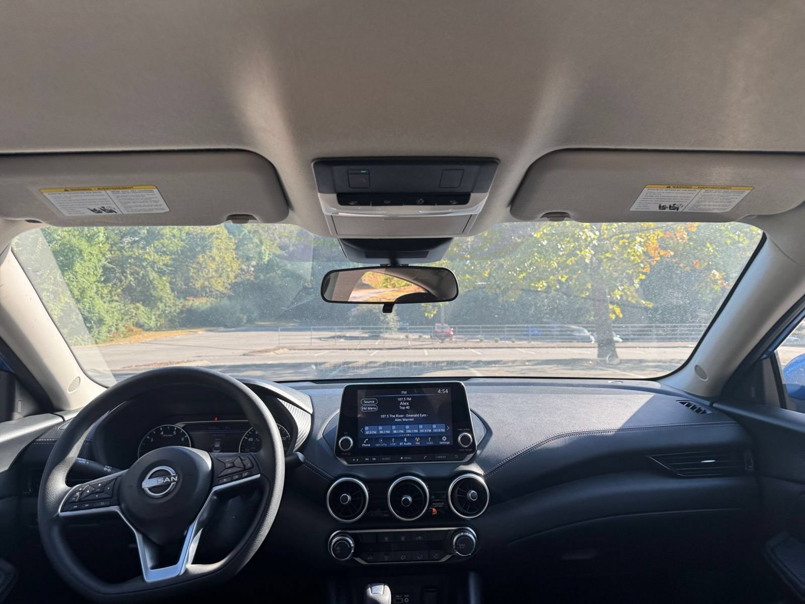 Used 2025 Nissan Sentra SV FWD image 30