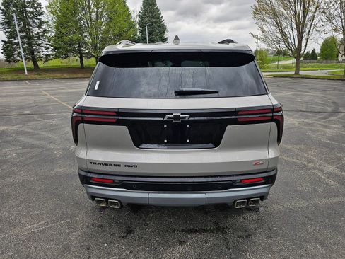 Used 2026 Chevrolet Traverse Z71 w/ Enhanced Driving Package AWD/4WD image 5