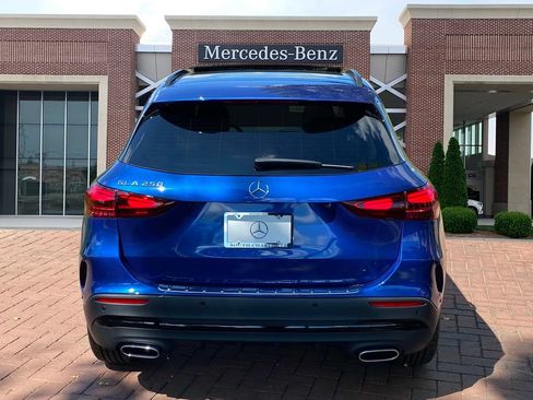 Certified 2025 Mercedes-Benz GLA 250 image 5