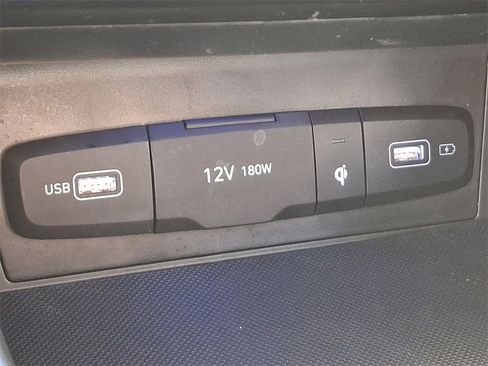 Used 2022 Hyundai Tucson Limited image 26