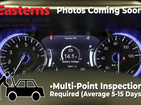 Used 2023 Chrysler Pacifica Touring-L FWD image 18