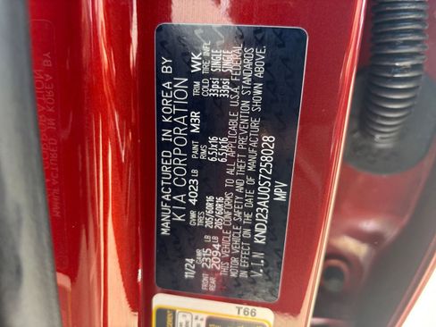 Used 2025 Kia Soul LX w/ LX Technology Package image 27