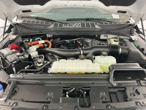 Used 2025 Ford F150 Lariat w/ Equipment Group 502A High image 34