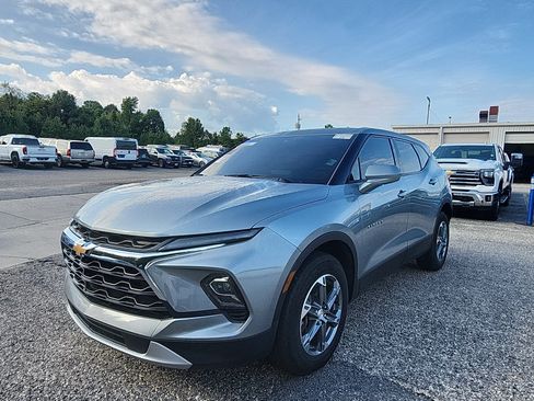 Used 2024 Chevrolet Blazer LT w/ Driver Confidence Package FWD image 1