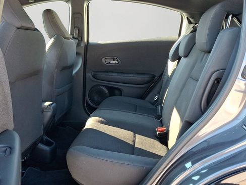 Used 2019 Honda HR-V Sport image 8