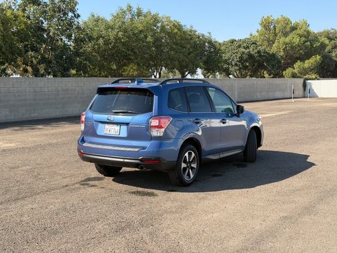 Used 2018 Subaru Forester 2.5i Limited AWD/4WD image 3