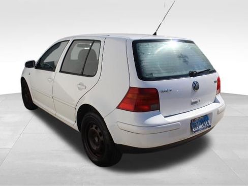 Used 2004 Volkswagen Golf GL image 4