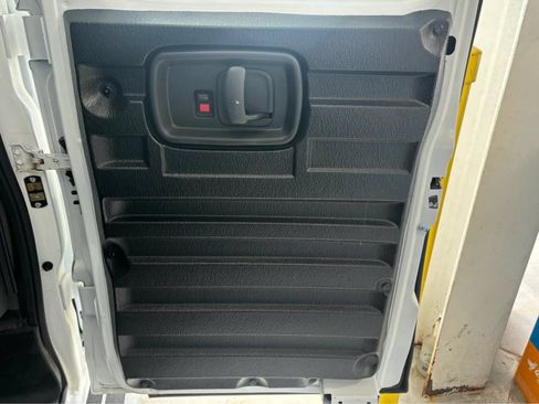 Used 2024 Chevrolet Express 2500 w/ Driver Convenience Package RWD image 22