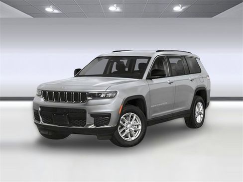 New 2025 Jeep Grand Cherokee L Limited w/ Luxury Tech Group II image 28
