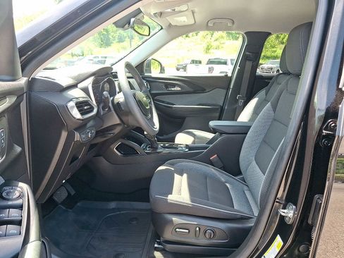 Used 2023 Chevrolet TrailBlazer LT w/ Convenience Package AWD/4WD image 13