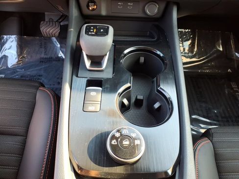 New 2026 Nissan Rogue SV AWD/4WD image 23