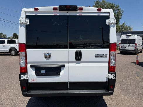 Used 2025 RAM ProMaster 2500 w/ U-Haul Equipment Group FWD image 8