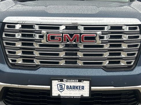 Used 2025 GMC Acadia Denali w/ Super Cruise Package AWD/4WD image 32