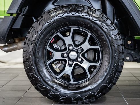 Used 2018 Jeep Wrangler Unlimited Rubicon image 19