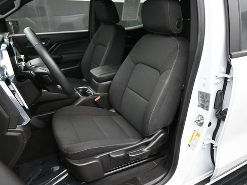 Used 2024 GMC Canyon Elevation w/ Convenience Package RWD image 15