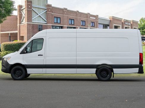 New 2026 Mercedes-Benz Sprinter 2500 image 8