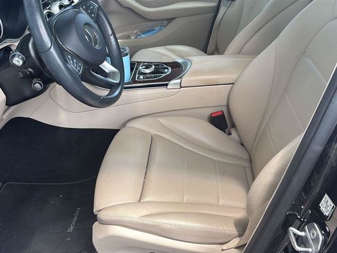 Used 2017 Mercedes-Benz GLC 300 image 8