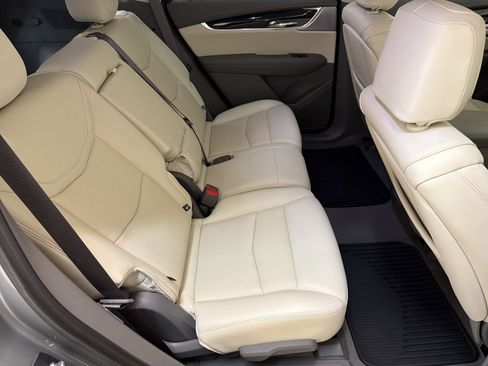 Certified 2023 Cadillac XT6 Premium Luxury w/ Technology Package FWD image 29
