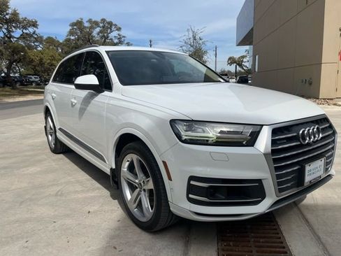 Used 2019 Audi Q7 3.0T Prestige image 5