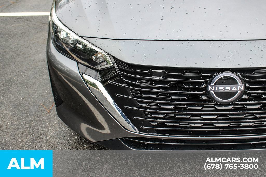 Used 2024 Nissan Sentra SV FWD image 11