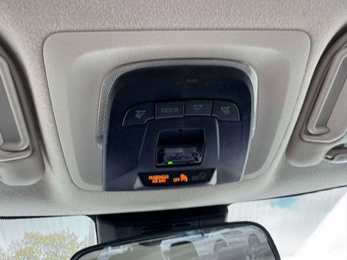 Used 2024 Toyota Corolla LE FWD image 33
