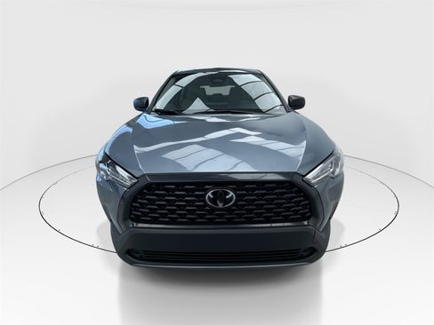 Used 2023 Toyota Corolla Cross L image 3