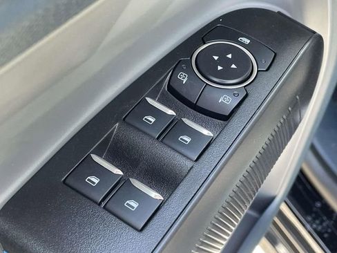 New 2026 Ford Maverick Lobo AWD/4WD image 12