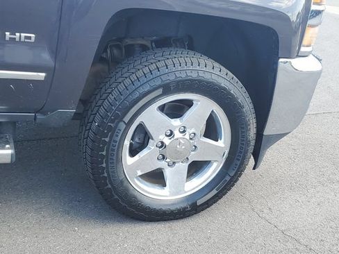 Used 2015 Chevrolet Silverado 2500 LTZ w/ Duramax Plus Package AWD/4WD image 6