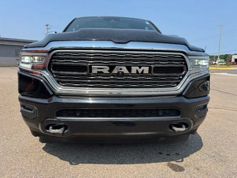 Used 2019 RAM 1500 Limited AWD/4WD image 2