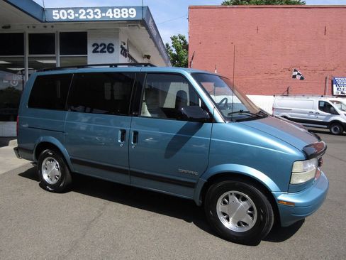 Used 1995 GMC Safari Passenger image 22