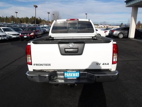 Used 2016 Nissan Frontier SV w/ SV Value Truck Package image 4