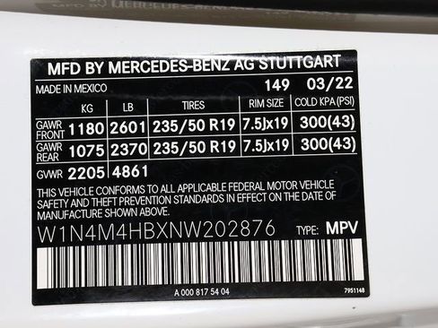 Used 2022 Mercedes-Benz GLB 250 4MATIC image 40