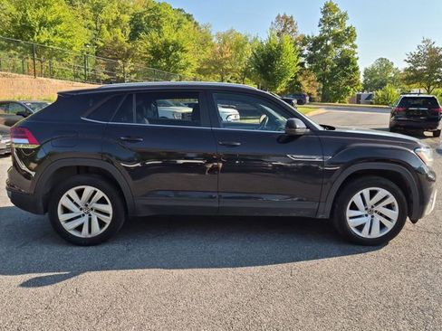 Used 2023 Volkswagen Atlas Cross Sport SE AWD/4WD image 4